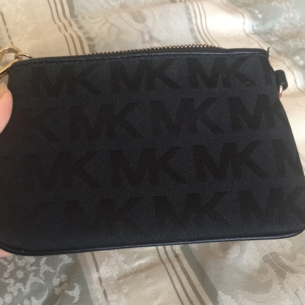Michael Kors Wristlet